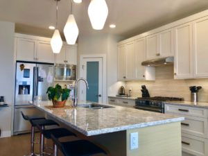 3 Bed plus Den 3 Bath House in Upper Mission, $2990!