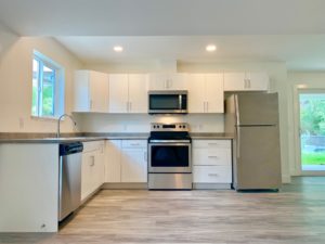 2 bed 1 bath walkout bsmt suite, South Rutland, $1595, NOW!!