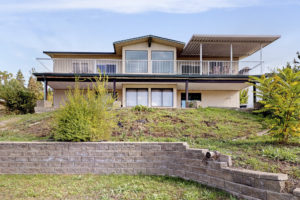3 Bed 2 Bath Upper Suite, Black Mountain, Now, $1900