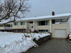 5 Bedroom 3 Bathroom Home in South Rutland. Feb 1, $2400