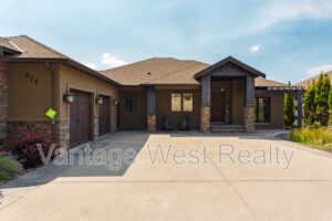 Kelowna luxury rentals showcase showdown event. The price is right!